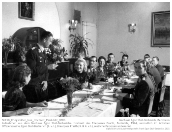 Aufnahmen aus dem Nachlass Egon Stoll-Berberichs. Hochzeit des Ehepaares Prarth, Pardubitz, 1944, vermutlich im örtlichen Offizierscasino, Egon Stoll-Berberich (6. v. l.), Brautpaar Prarth (3. & 4. v. l.), restliche Personen unbekannt. NLESB_Kriegsbilder_lose_Hochzeit_Pardubitz_0006