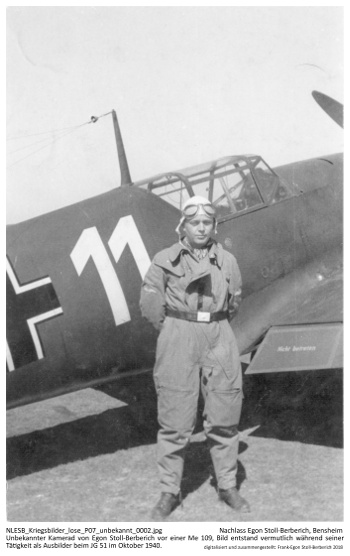 Unbekannter Kamerad von Egon Stoll-Berberich vor einer Me 109, Bild entstand vermutlich während seiner Tätigkeit als Ausbilder beim JG 51 im Oktober 1940. NLESB_Kriegsbilder_lose_P07_unbekannt_0002