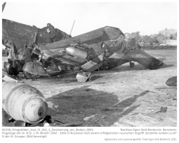 Flugzeuge der III./St.G. 1 im Winter 1942 - 1943 in Russland nach einem erfolgreichen russischen Angriff. Zerstörte Junkers Ju 87 D der III. Gruppe. (Bild bereinigt), NLESB_Kriegsbilder_lose_III_StG_1_Zerstoerung_am_Boden_0001 Flugzeuge der III./St.G. 1 im Winter 1942 - 1943 in Russland nach einem erfolgreichen russischen Angriff. Zerstörte Junkers Ju 87 D der III. Gruppe. (Bild bereinigt), NLESB_Kriegsbilder_lose_III_StG_1_Zerstoerung_am_Boden_0001